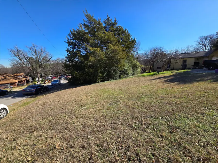 6402 Kemrock Drive, Dallas, TX 75241 - Image #2