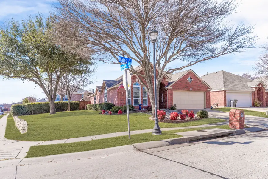 2708 Wales Drive, McKinney, TX 75072 - Image #2
