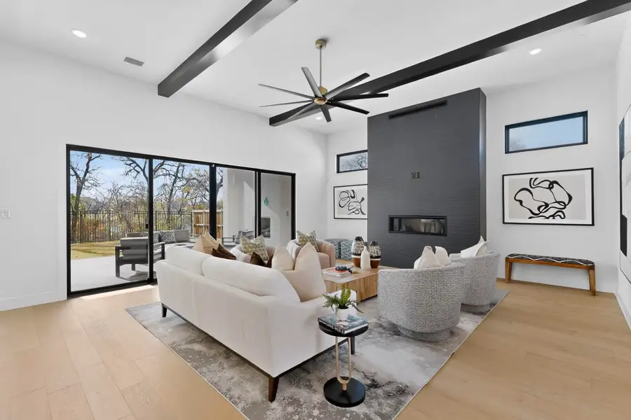 1770 Coopers Hawk Drive, Arlington, TX 76005 - Image #2