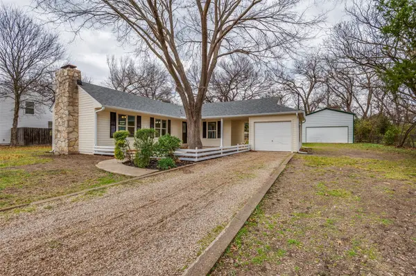 1208 W Jefferson Street, Waxahachie, TX 75165