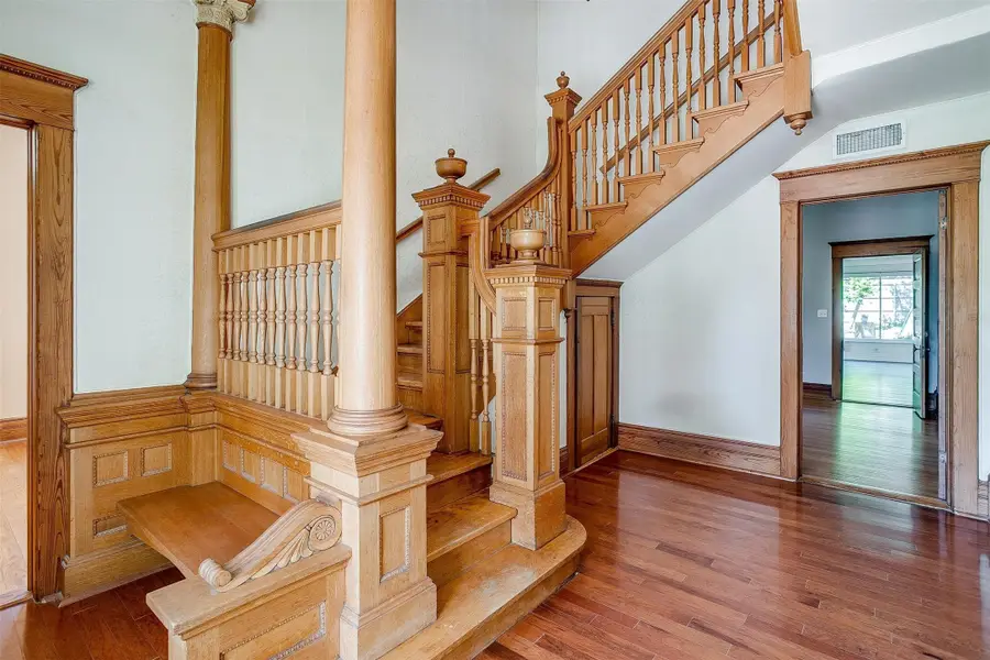 708 S Waco Street, Weatherford, TX 76086 - Image #2