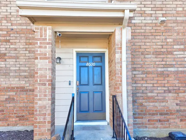 3635 Garden Brook Drive #8600, Farmers Branch, TX 75234