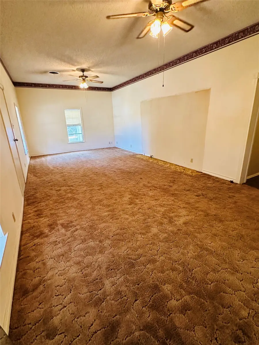 311 S Melwood Street, Winters, TX 79567 - Image #3