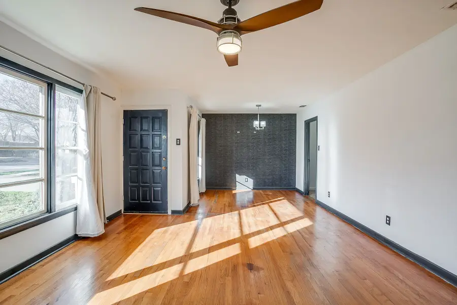 6604 Locke Avenue, Fort Worth, TX 76116 - Image #3