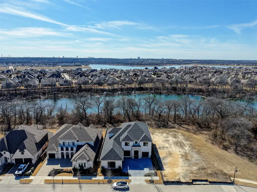 1768 Coopers Hawk Drive, Arlington, TX 76005 - #3