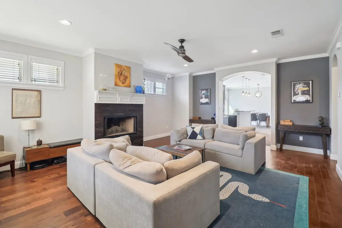 601 N Lancaster Avenue, Dallas, TX 75203 - Image #1