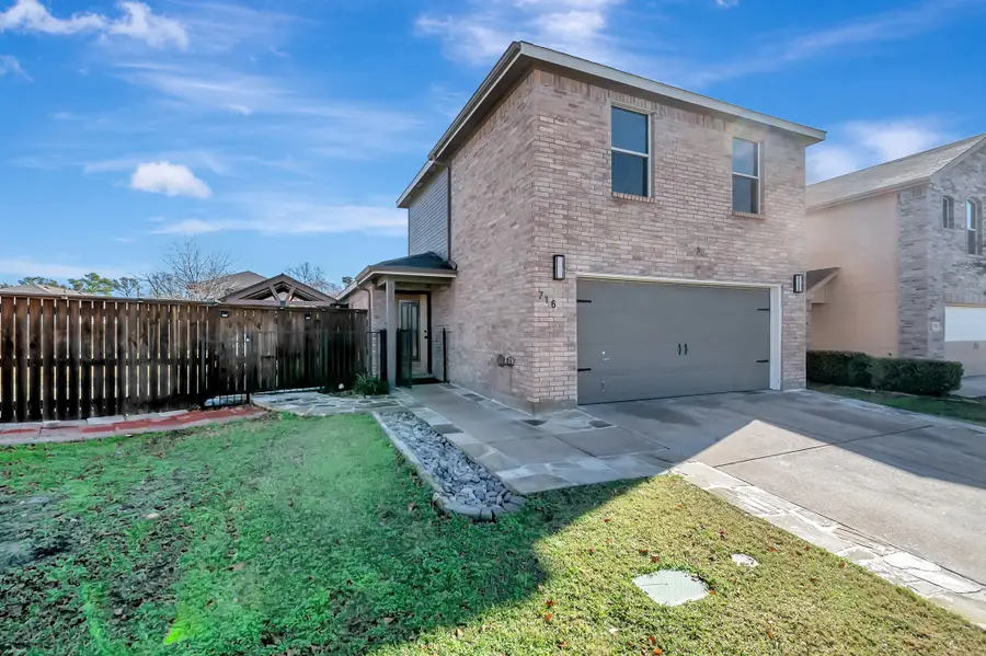 716 River Hill Lane, Fort Worth, TX 76114 - #2