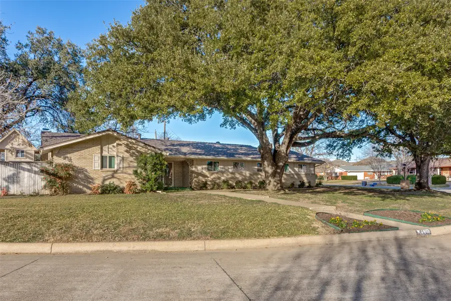 4113 Tara Drive, Benbrook, TX 76116 - Image #2