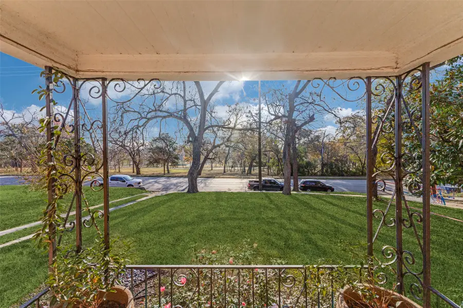 6911 E Grand Avenue, Dallas, TX 75223 - Image #3