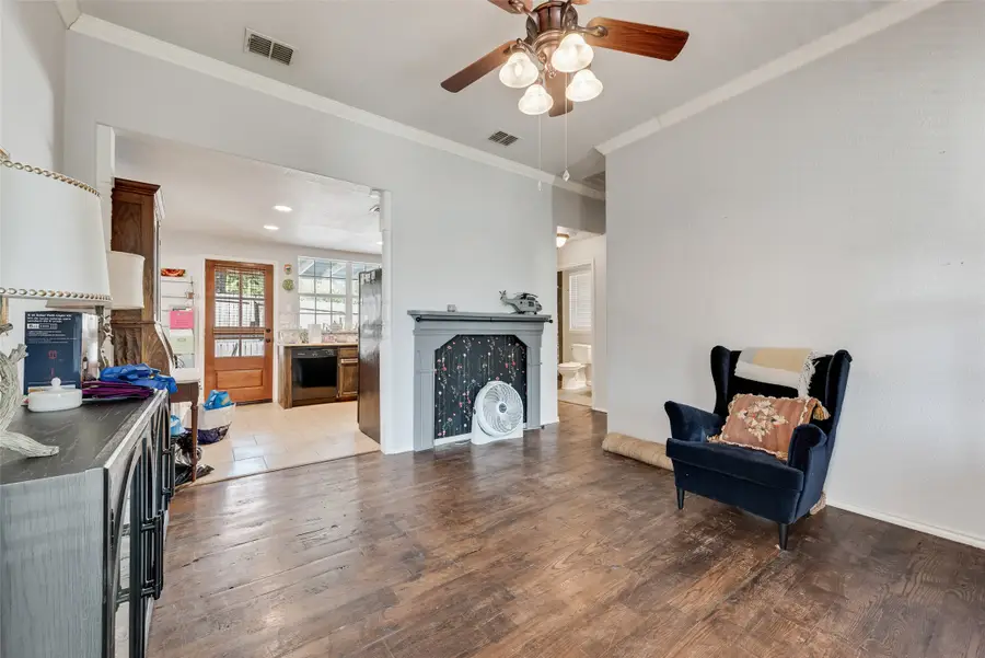 318 S Walnut Street, Weatherford, TX 76086 - Image #3