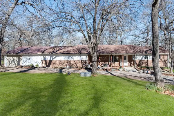 600 Bluff Springs Road, Fort Worth, TX 76108