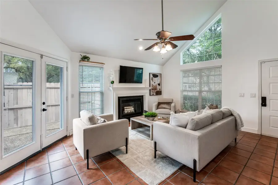 17820 Windflower Way #402, Dallas, TX 75252 - Image #3