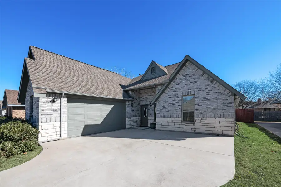 210 N Rustic Trail, Wylie, TX 75098 - Image #2