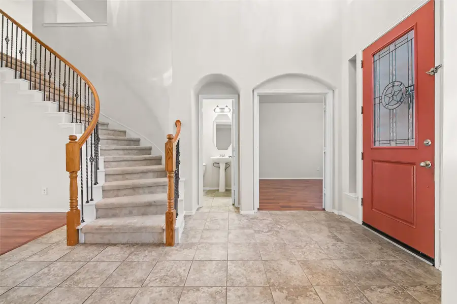 4902 Spring Lake Parkway, Mansfield, TX 76063 - Image #3