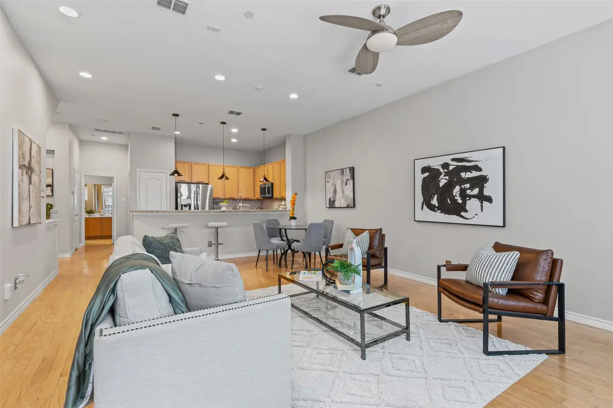 15759 Seabolt #44, Addison, TX 75001 - Image #1