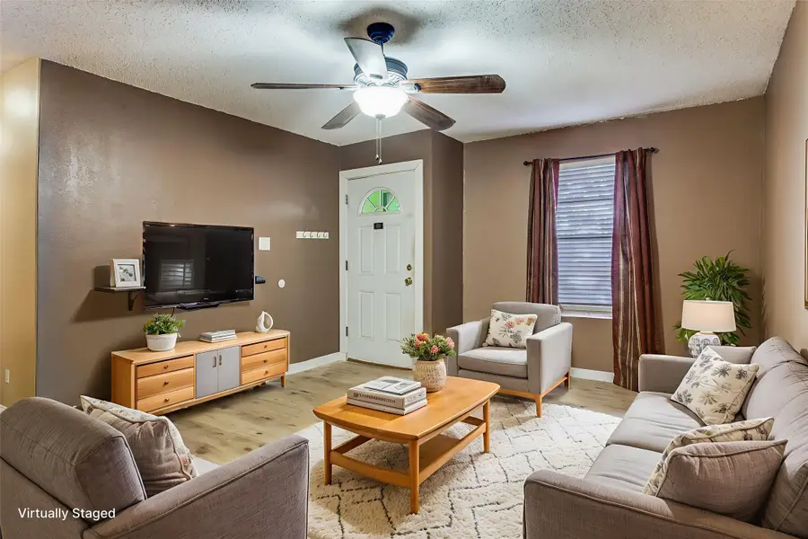 616 Black Hills Drive, Burleson, TX 76028 - Image #2