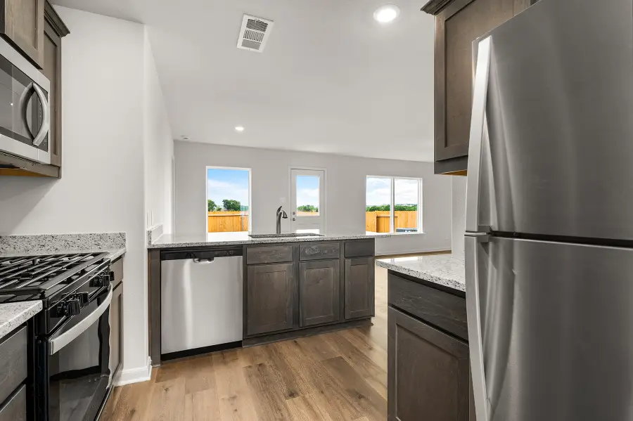 307 Patton Lane, Venus, TX 76084 - Image #3