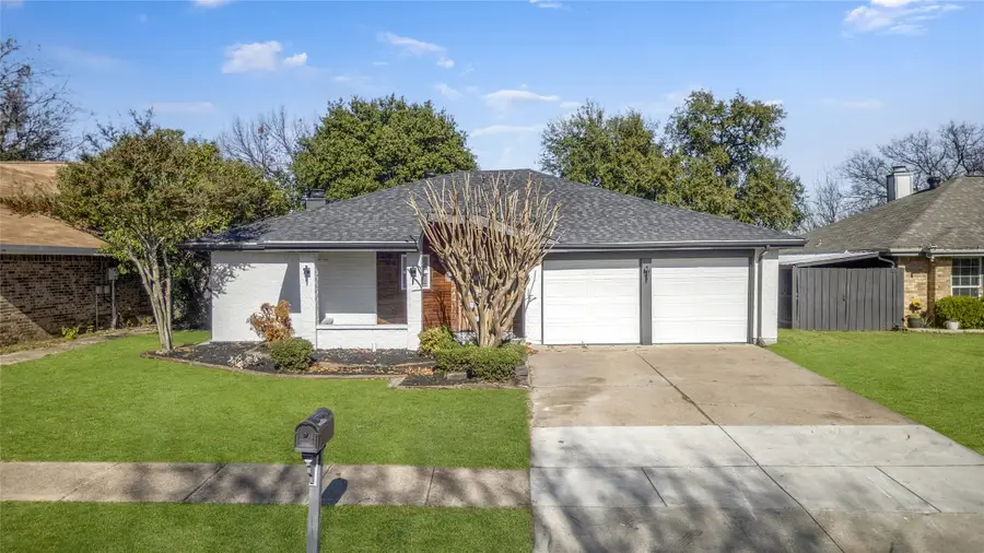 403 Kalmia Drive, Arlington, TX 76018 - Image #2