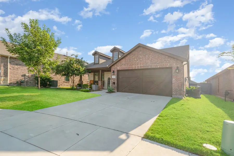 7405 Twisted Thicket Lane, Aubrey, TX 76227 - Image #2