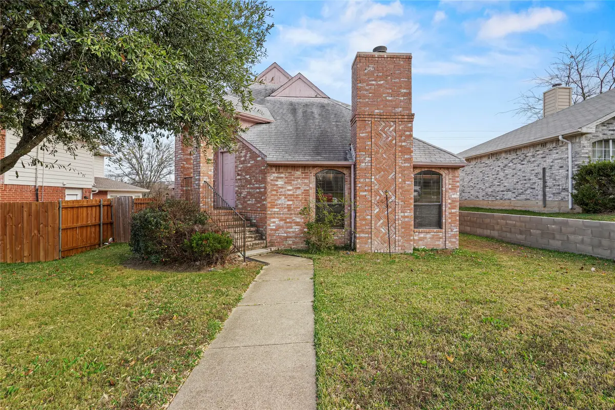 12820 Hilltop Drive, Balch Springs, TX 75180 - Image #1