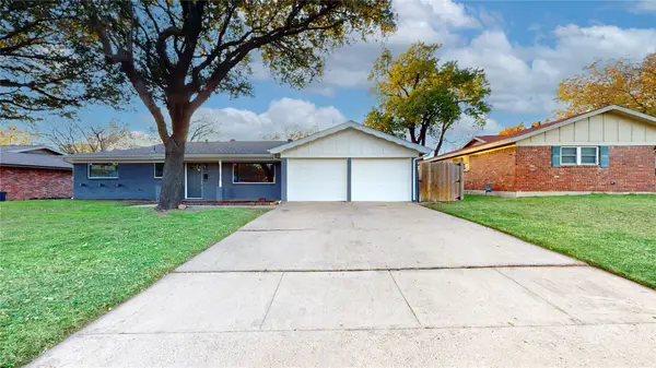 1417 Karla Drive, Hurst, TX 76053