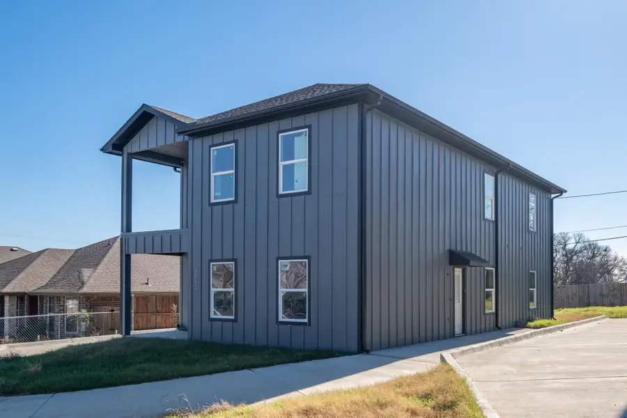 2512 Oxford Avenue, Fort Worth, TX 76106 - Image #2