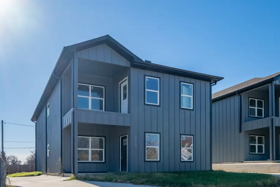 2512 Oxford Avenue, Fort Worth, TX 76106 - Image #3