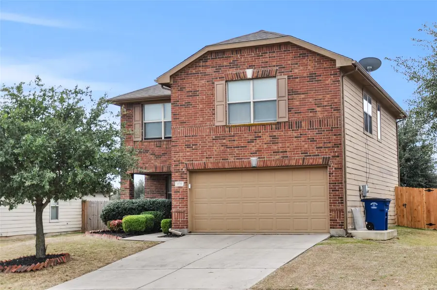1930 Castaway Drive, Southwest Dallas, TX 75051 - Image #3