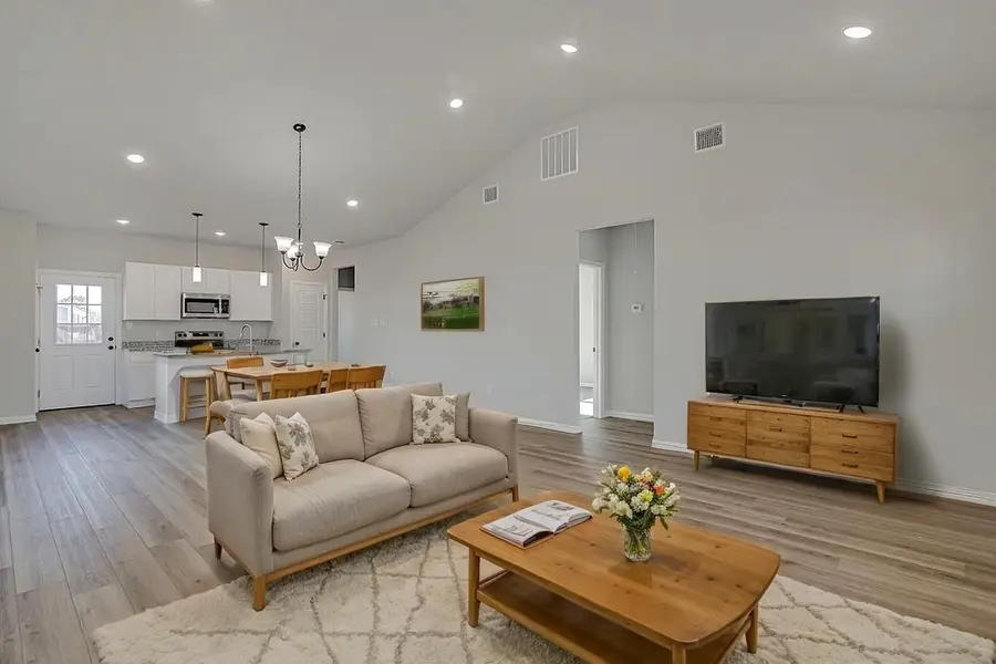 1520 Whippoorwill Way, Azle, TX 76020 - Image #3