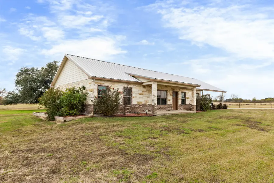 452 County Road 470, Chilton, TX 76632 - Image #3