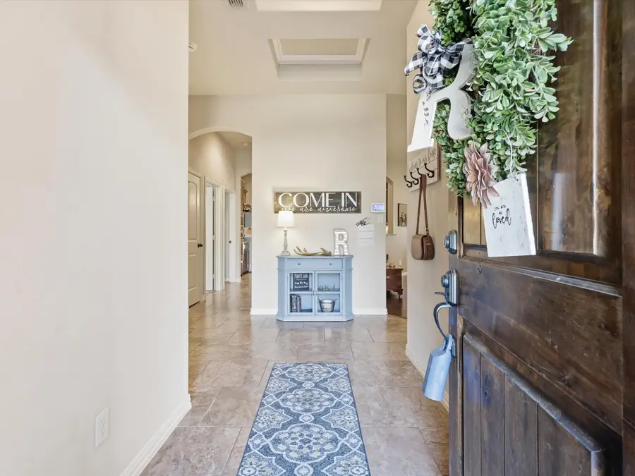 100 Valle Court, Azle, TX 76020 - Image #2