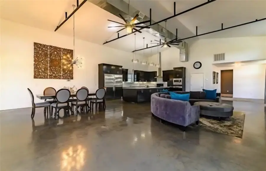 3525 County Road 617, Venus, TX 76084 - Image #2