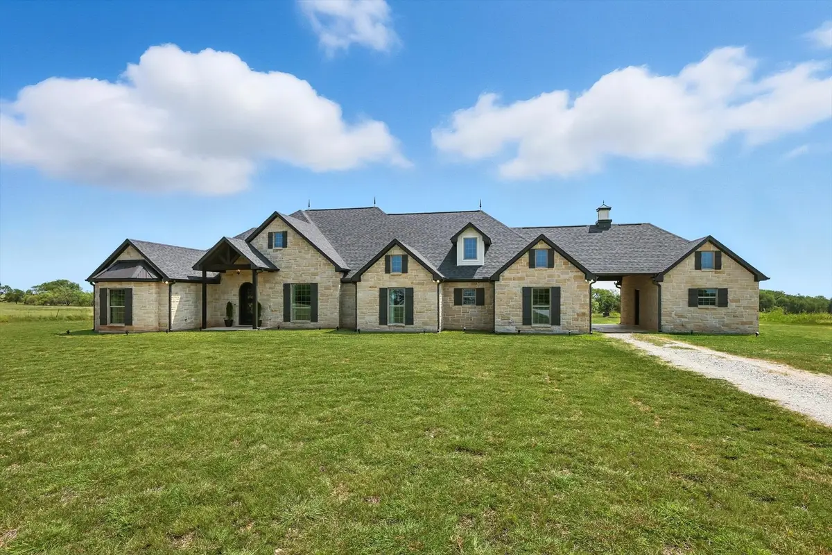 351 Private Road 3205, Bridgeport, TX 76426 - Image #1