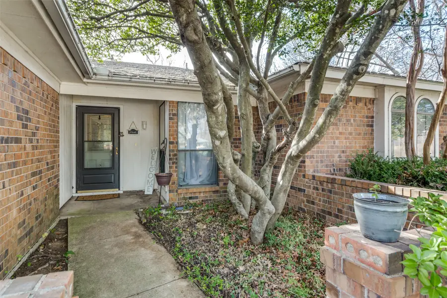3981 Windhaven Road, Fort Worth, TX 76133 - Image #3