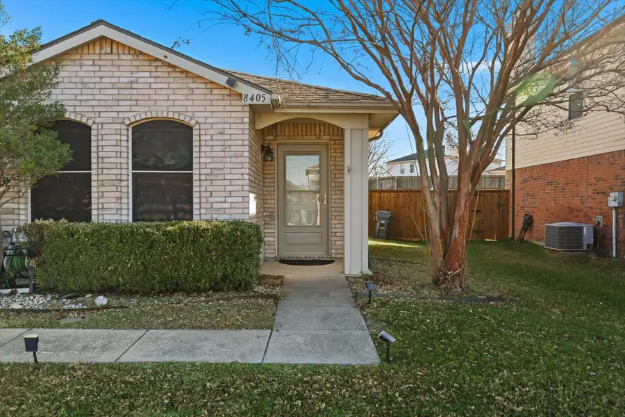 8405 Seven Oaks Lane, Denton, TX 76210 - Image #2