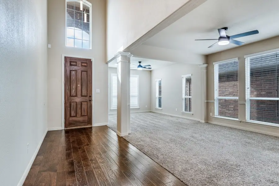 911 Melshire Drive, Garland, TX 75040 - Image #2