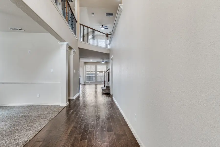 911 Melshire Drive, Garland, TX 75040 - Image #3