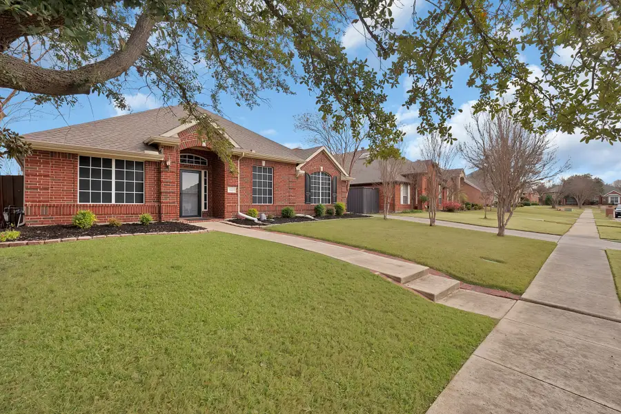 428 Rainforest Court, Murphy, TX 75094 - Image #2