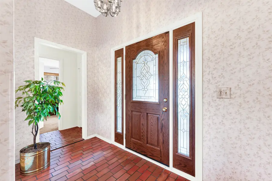 2719 N Spring Drive, Richardson, TX 75082 - Image #2