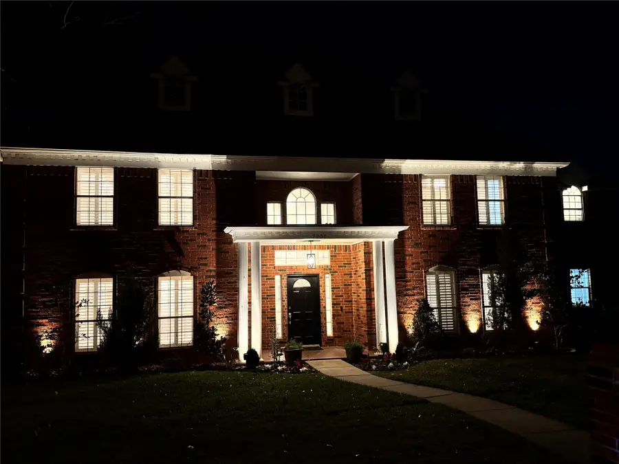 7206 Forestwind Court, Arlington, TX 76001 - Image #2