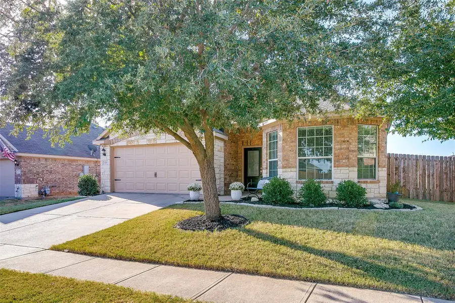 504 Bailer Drive, Crowley, TX 76036 - Image #2