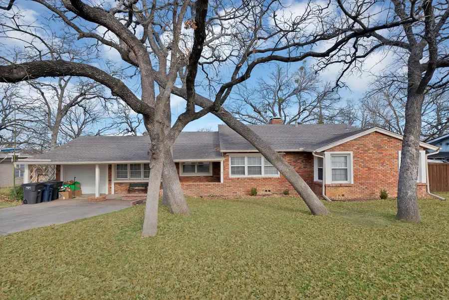 5705 Blueridge Drive, Fort Worth, TX 76112 - Image #3
