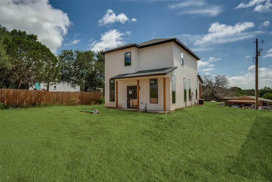 2518 Elk Trail, Granbury, TX 76048 - Image #2