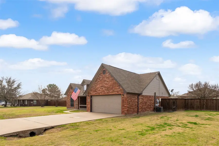 325 Flying Bridge Drive, Gun Barrel City, TX 75156 - Image #3