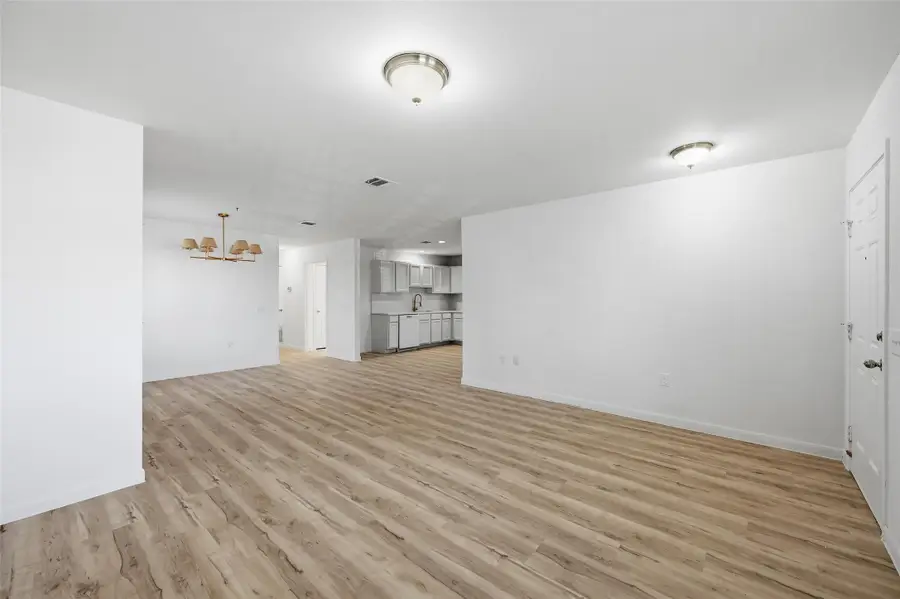 1826 Kraft Street, Dallas, TX 75212 - Image #3