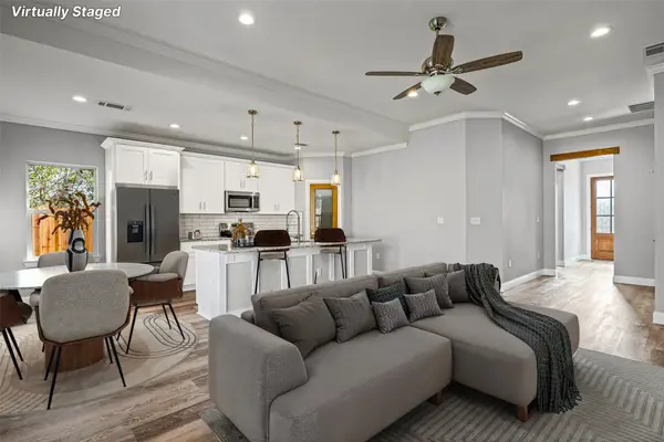 3611 Broken Bow Drive, Granbury, TX 76048