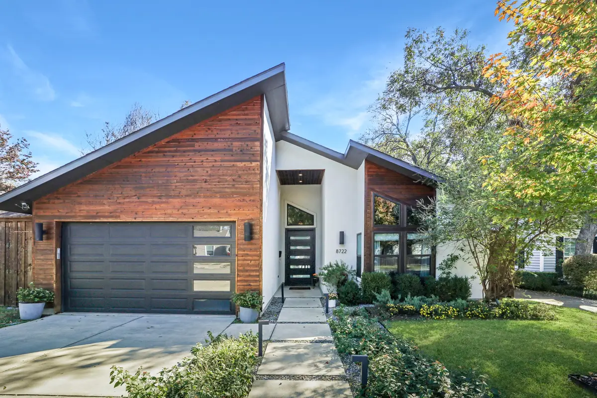 8722 Forest Hills Boulevard, Dallas, TX 75218 - Image #1