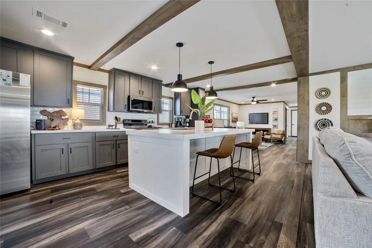 2004 Buffet Way, Poolville, TX 76487 - Image #1