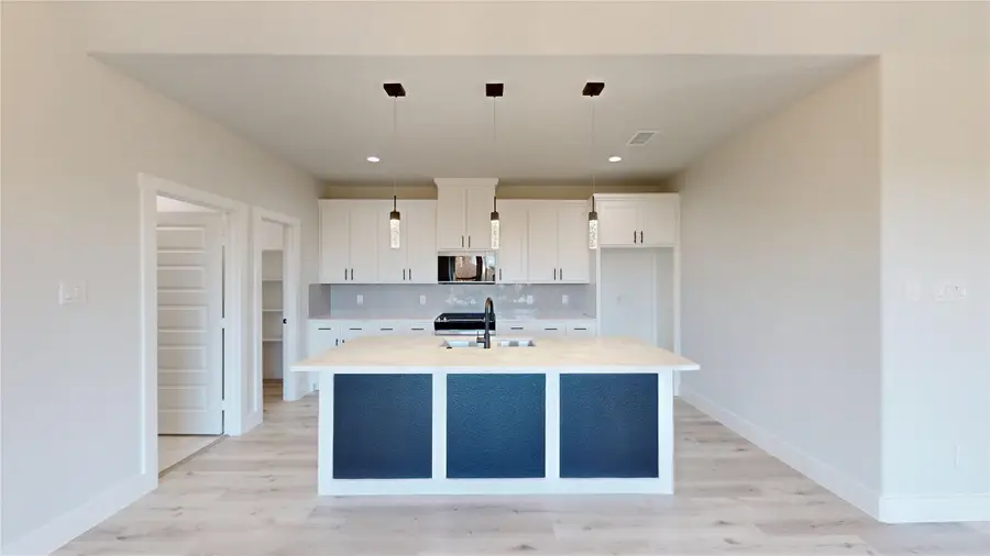 801 Birch Street, Grand Prairie, TX 75050 - Image #3