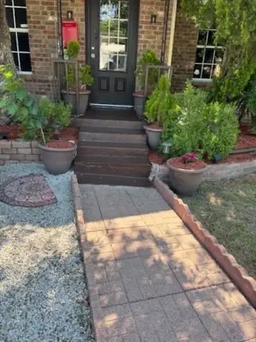 2340 N Chandler Drive E, Fort Worth, TX 76111 - Image #3